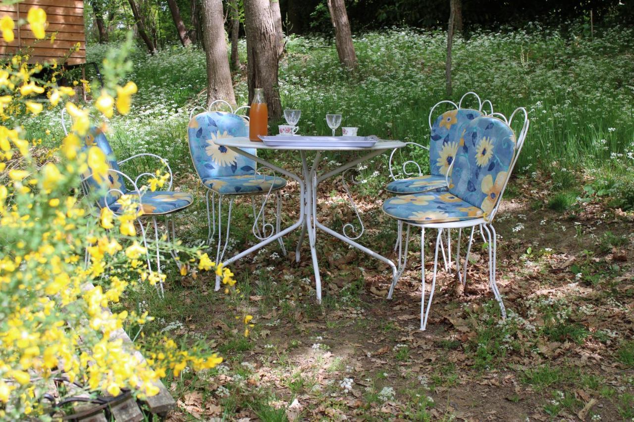 Le Relais Des Fees Bed & Breakfast Saint-Martin-de-Caralp